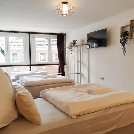 Charming Old Town דירה בוקסטהודה